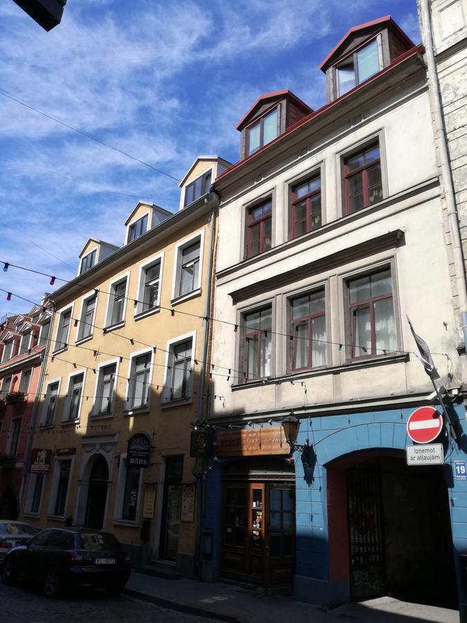 Three-Bedroom Apartment On Peldu 19 Rīga Exterior foto