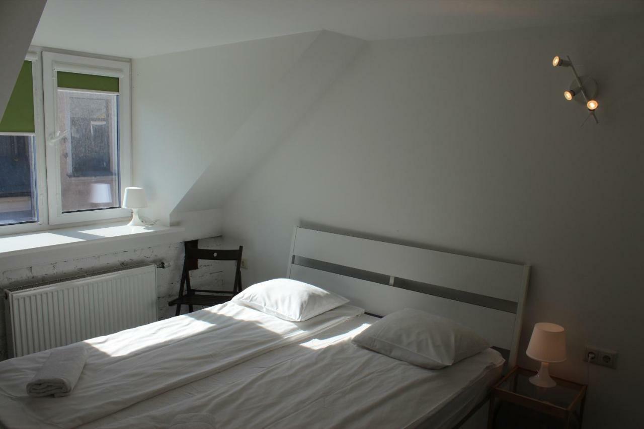 Three-Bedroom Apartment On Peldu 19 Rīga Exterior foto