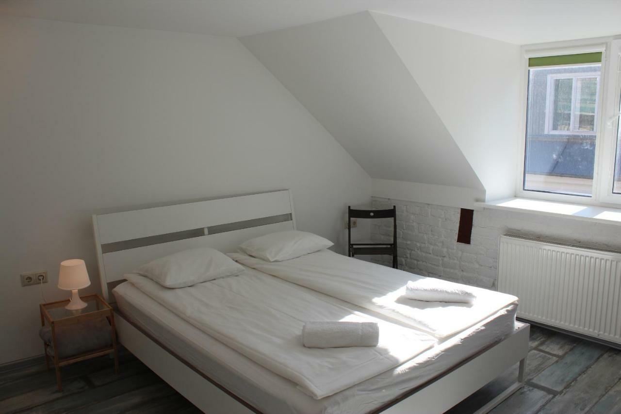 Three-Bedroom Apartment On Peldu 19 Rīga Exterior foto